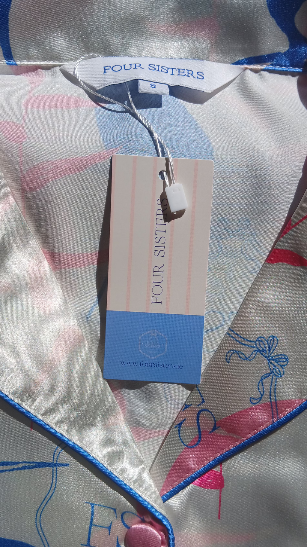 'Four Sisters' printed luxurious satin pyjama set